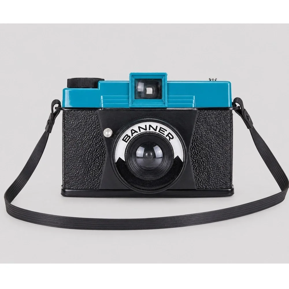 Vintage Banner W20A 120 Film Camera Hong Kong Diana Clone Toy Camera Retro